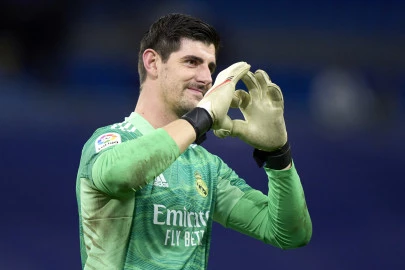 Blogs Fútbol Emotion Portugal - Top 5 Luvas de guarda-redes 2021 - Capa.webp